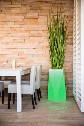 Donica Nevis 75 cm podświetlana LED RGB + pilot na zewnątrz