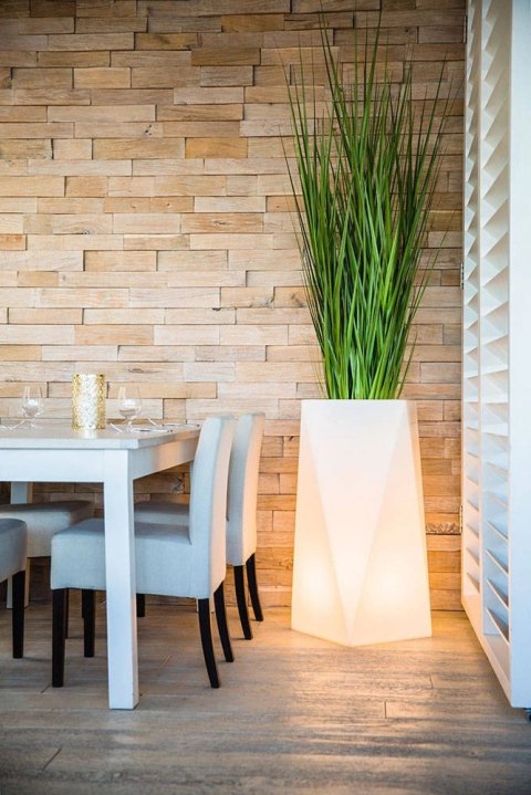 Donica Nevis 90 cm podświetlana barwa ciepła na zewnątrz