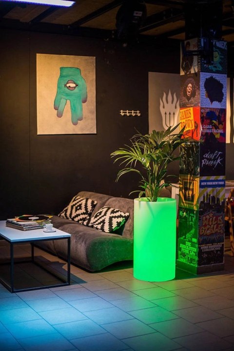 Donica Tilla 75 cm podświetlana LED RGB + pilot na zewnątrz