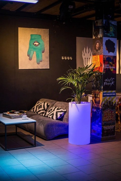 Donica Tilla 90 cm podświetlana LED RGB + pilot na zewnątrz